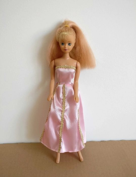 Boneca Barbie Princesa | Vestido cor-de-rosa