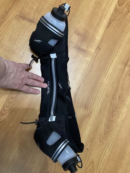 Сумка для бега Fitletic Ultimate i Running Belt черная + две бутылки.
