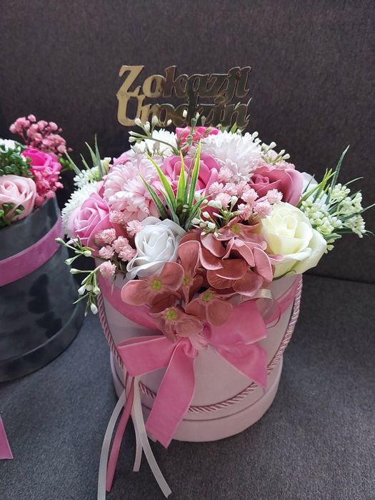Flower box kwiaty mydlane personalizowany