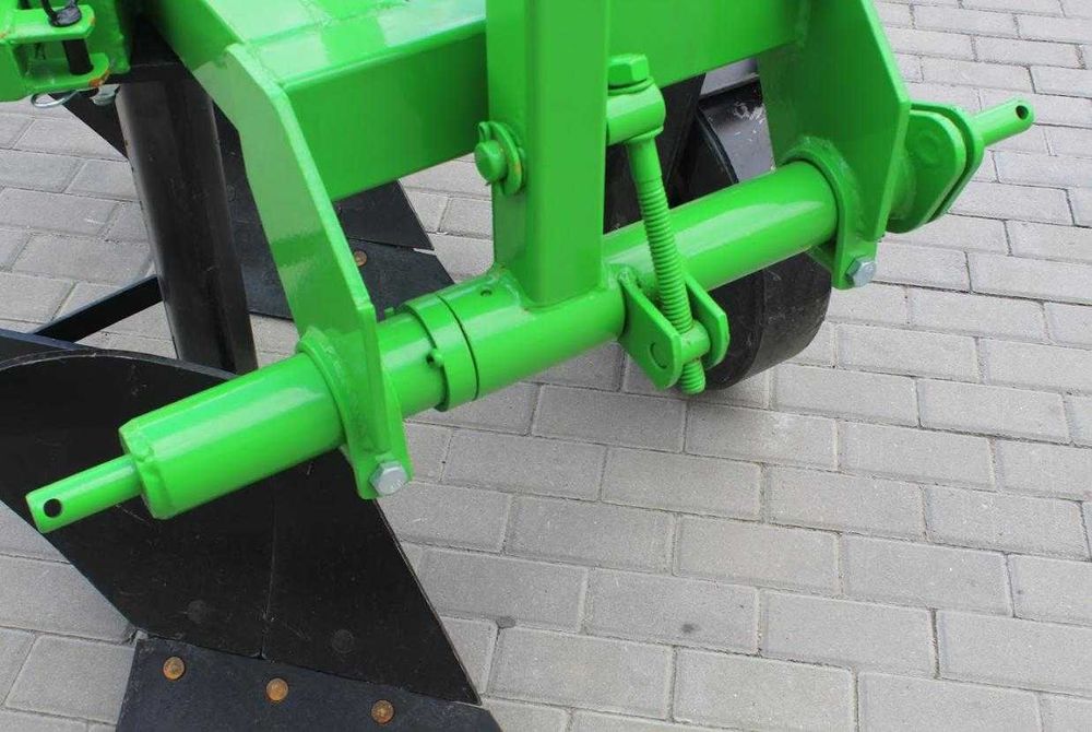 Лемішний Надійний плуг двокорпусний 2.18, 2.20, 2.25, 2.30, 2,35