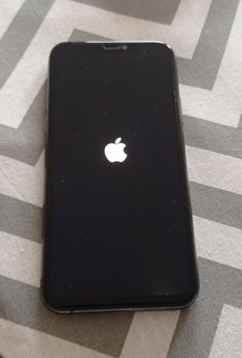 iPhone 11 pro  como novo