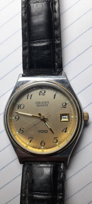 Relógio de homem Oriente quartz 100
