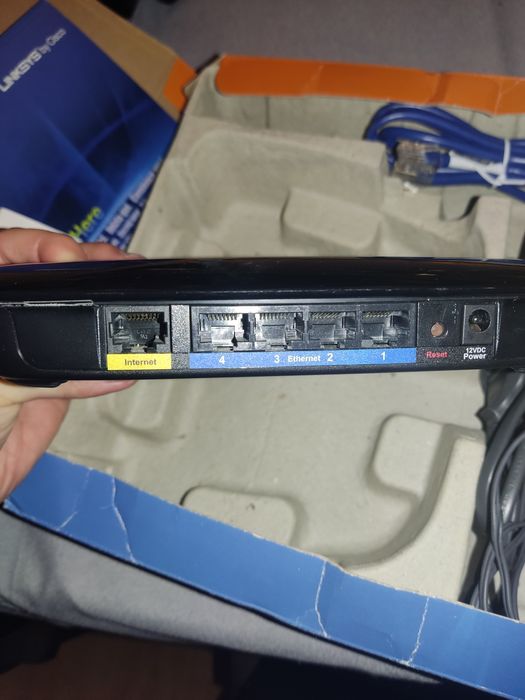 Router Cisco WRT320N425129630835025921
