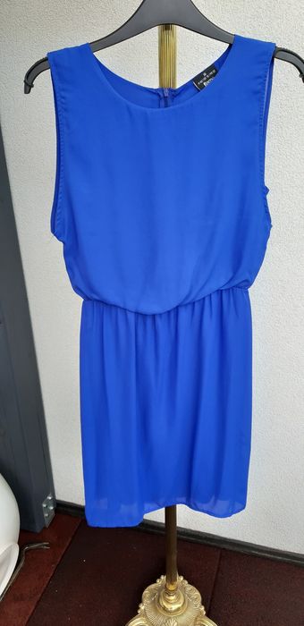 Śliczna sukienka damska