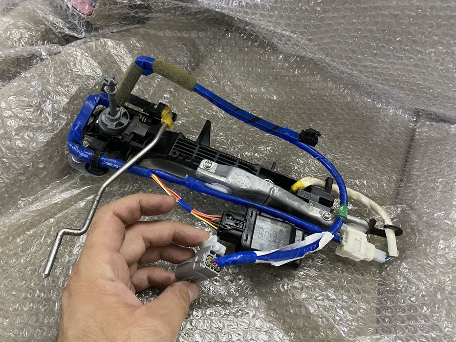 Дверная ручка камри 40 camry 40