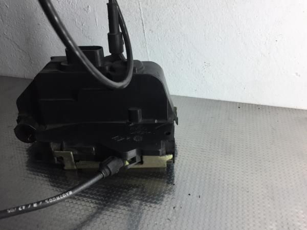 Fechadura / fecho porta frente direito RENAULT Megane II (BM0/1_, CM0/