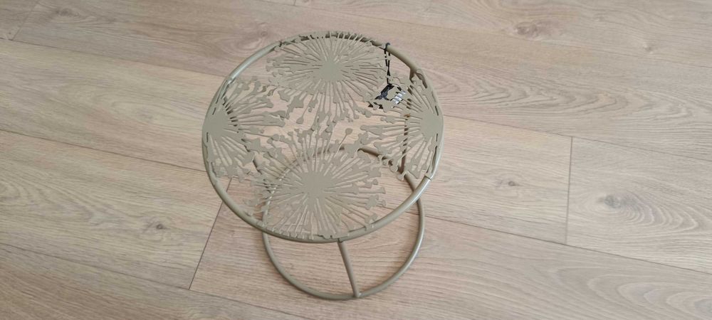 Mesa/banqueta auxiliar decorativa
