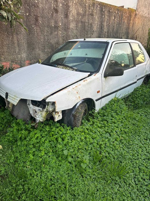 Peugeot 307 SW e outras Viaturas Para Peças