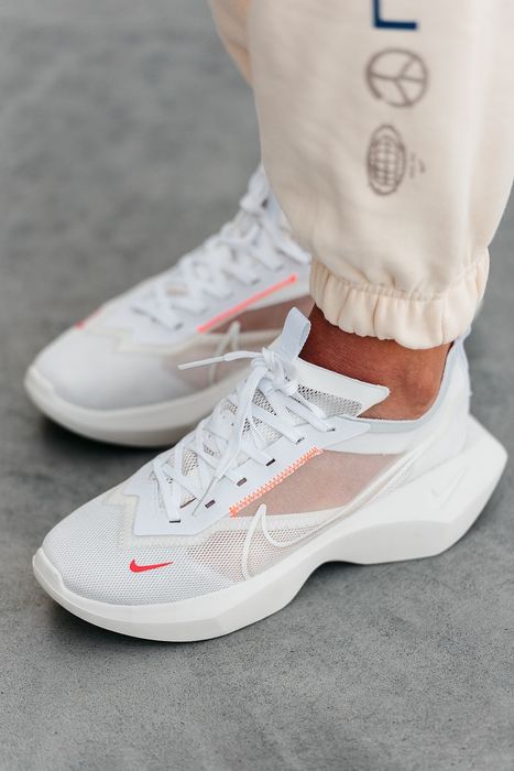 Nike Vista Lite White Red 36-41р найк найлегші дихаючі кросівки