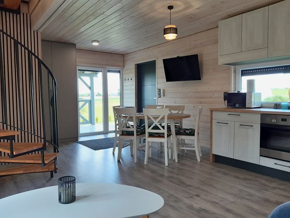 Domek nad jeziorem Narie w Bogaczewie