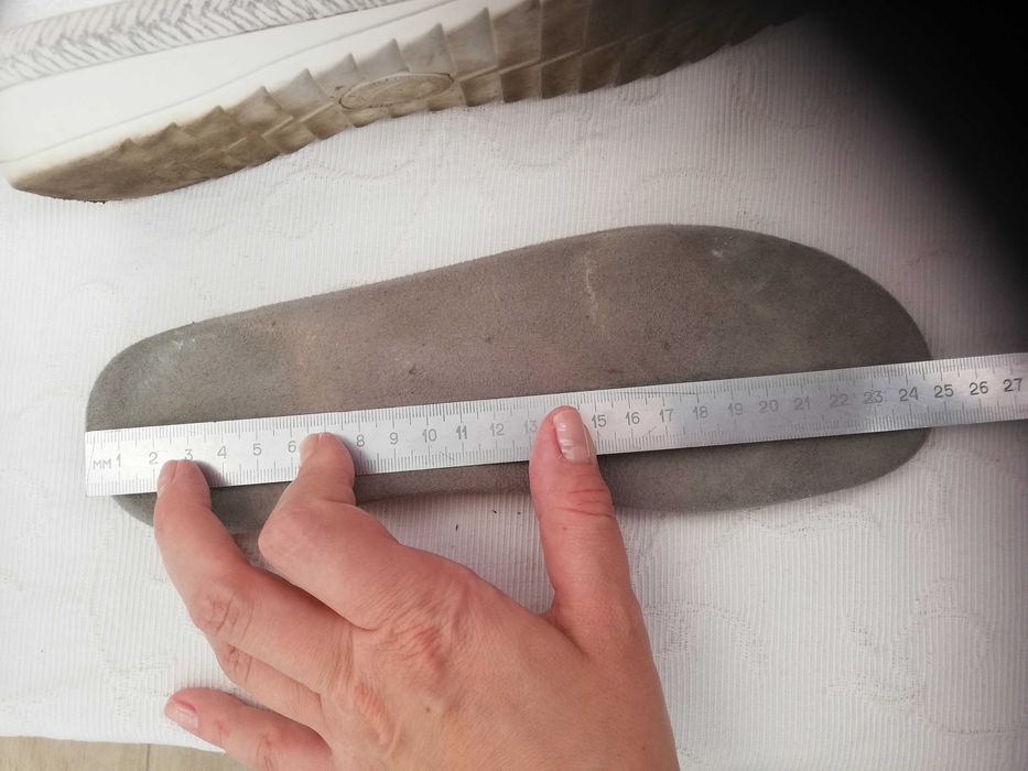 Босоніжки шкіряні срібні, 39 р.