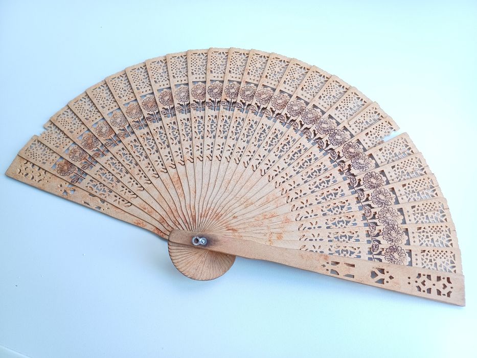 2 leques antigos/vintage de colecção