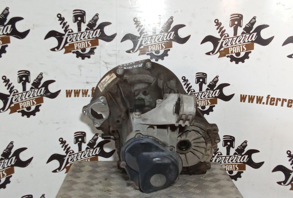 Caixa De Velocidades Rover 25 1.4I Ref: 3U3R-7002-Aa