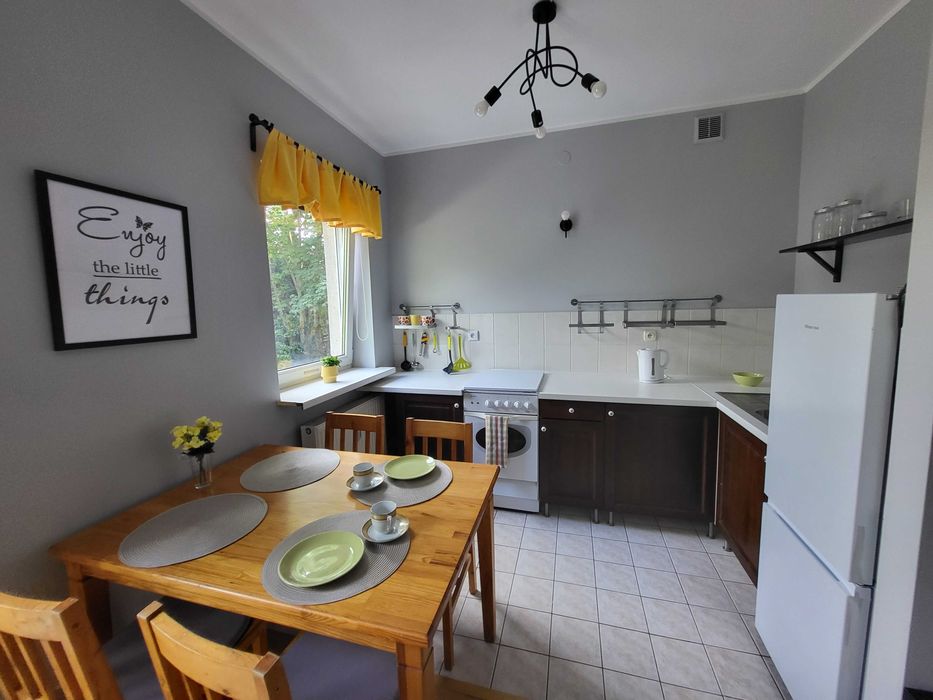 Ładna kawalerka 28m.Grunwald ul. Sieradzka 1750 zł !