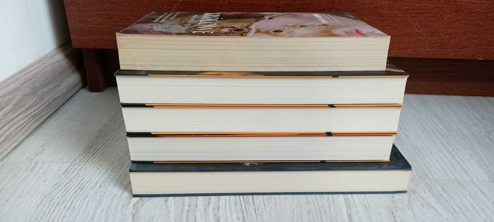 Massie Dynastia Tudorów Wersal Prawo krwi Jones Królowe Władza Intrygi