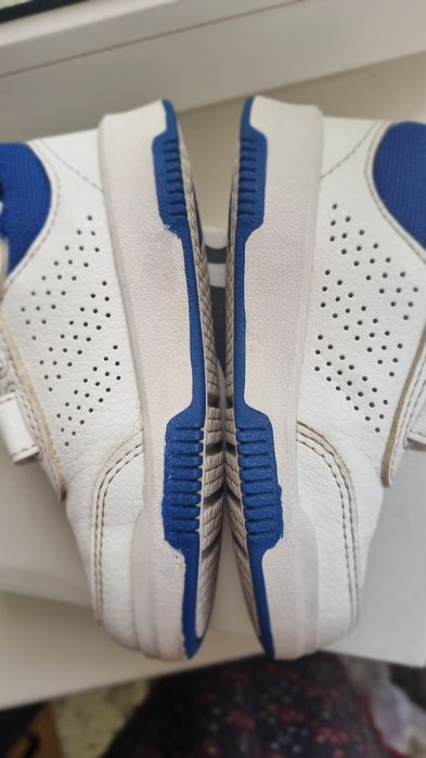 Кросівки Adidas 23 розмір 14,5см устілка