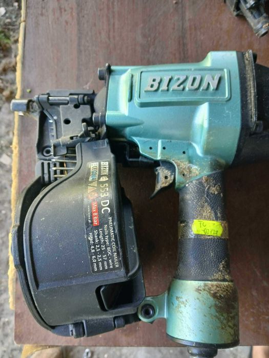 Sprzedam gwoździarkę BIZON 553 DC