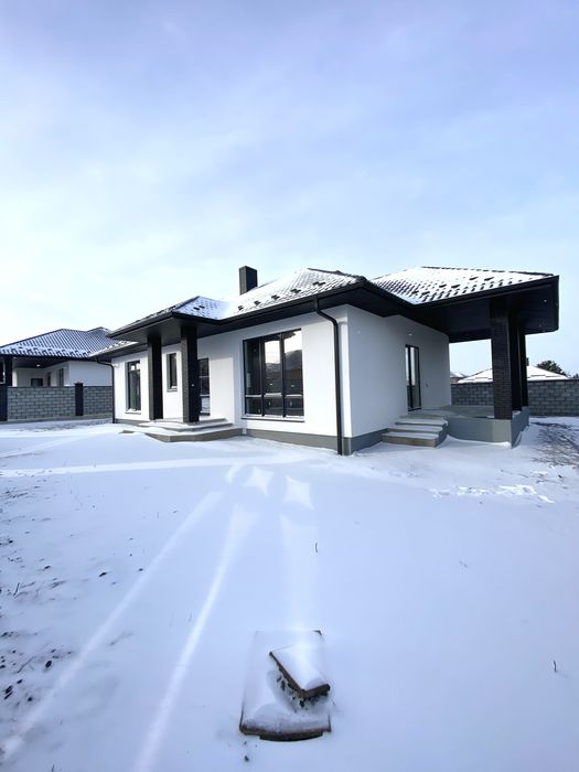 _Будинок майже місто