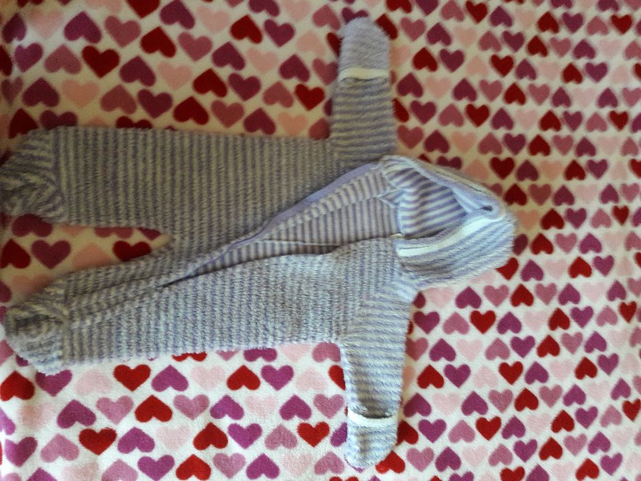 Конверт, комбинезончик, кофточка для новорожденных