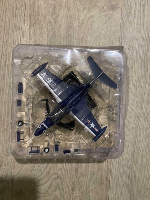 Grumman F9F-2 Panther USA (Escala 1:72) Planeta DeAgostini y Altaya