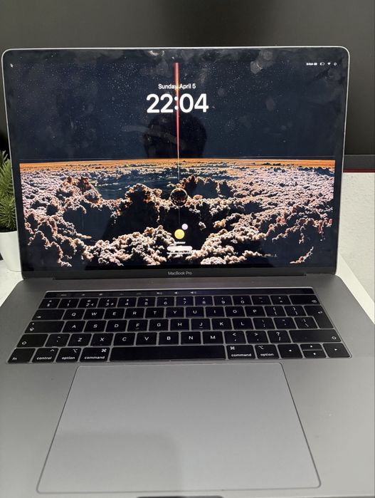 Macbook pro 15 inch 2019 TouchBar