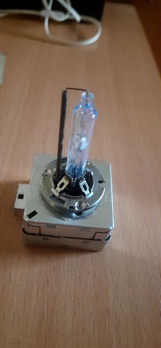 Лампи ксенон Philips