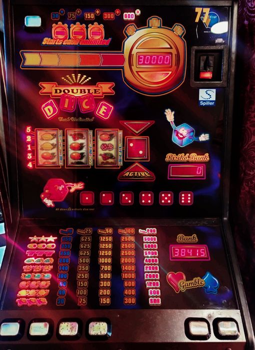 Барабанный механический игровой автомат.