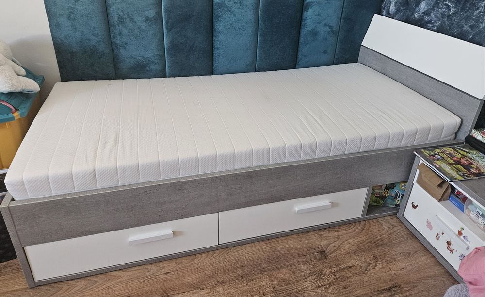 Młodzieżowe łóżko MI PIACE, 90x200 plus szafka NOCNA GRATIS pufa worek