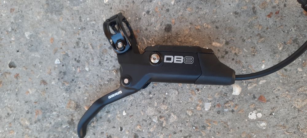 Travoes Sram Db8