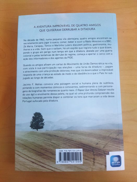 Livro "O rapaz que venceu Salazar", de Jacinto F. Matias