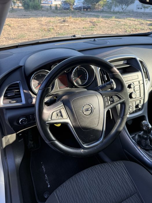 Opel Astra J Sports Tourer 1.7 CDTi