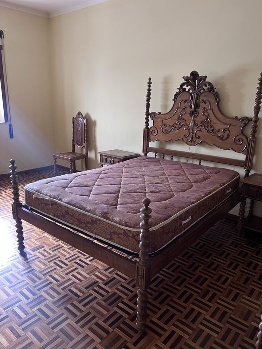 Ofereço Moveis recheio 3 quartos sala e cozinha