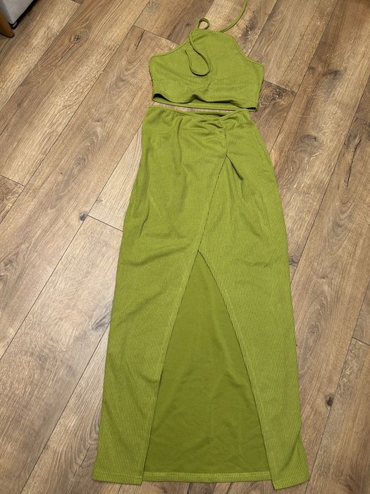 Komplet spodnica plus top rozm.S