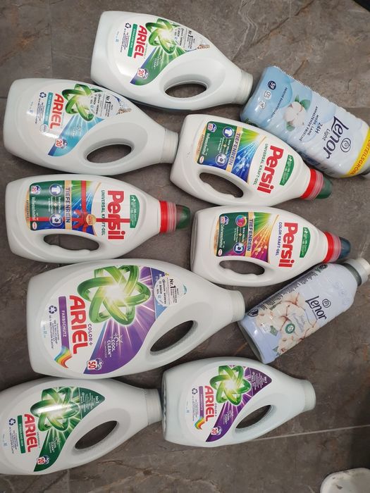 Nowy oryginalny niemiecki Żel do prania ariel universal+