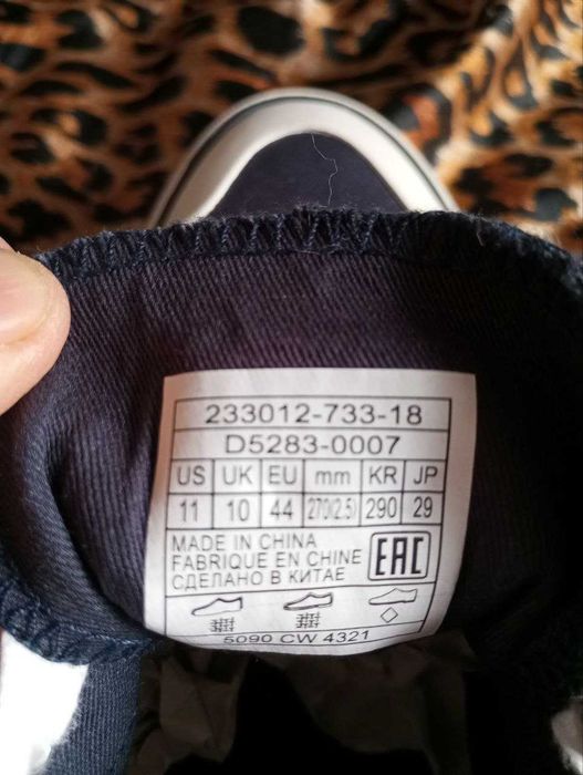 Продам кеди Levis (левіс). Оригінал.