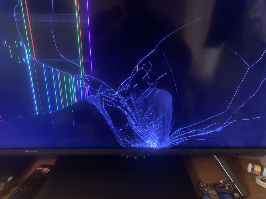 Продам Hisense 55A7400F разбитый/на запчасти целиком.