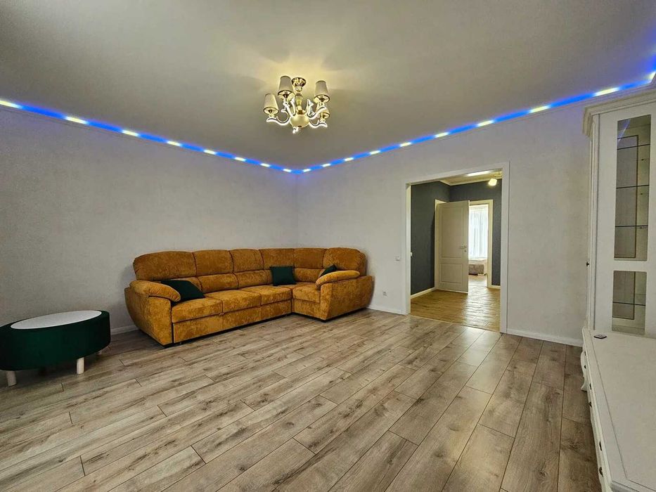 3-кім з ремонтом в центрі поруч з парком