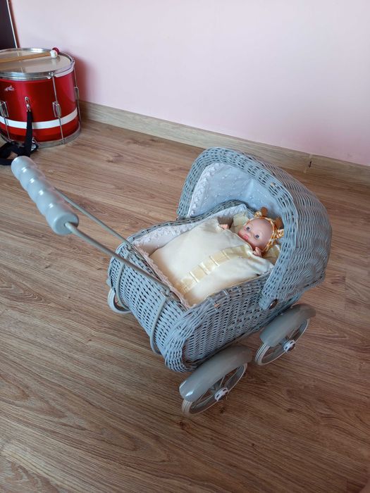 Lalka + wózek koszykowy