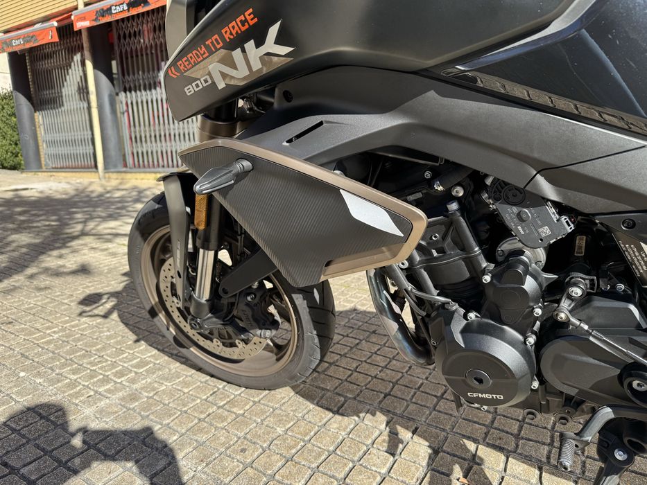 Moto Cfmoto- 800-Nk