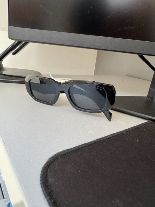 Okulary przeciwsłoneczne Prada