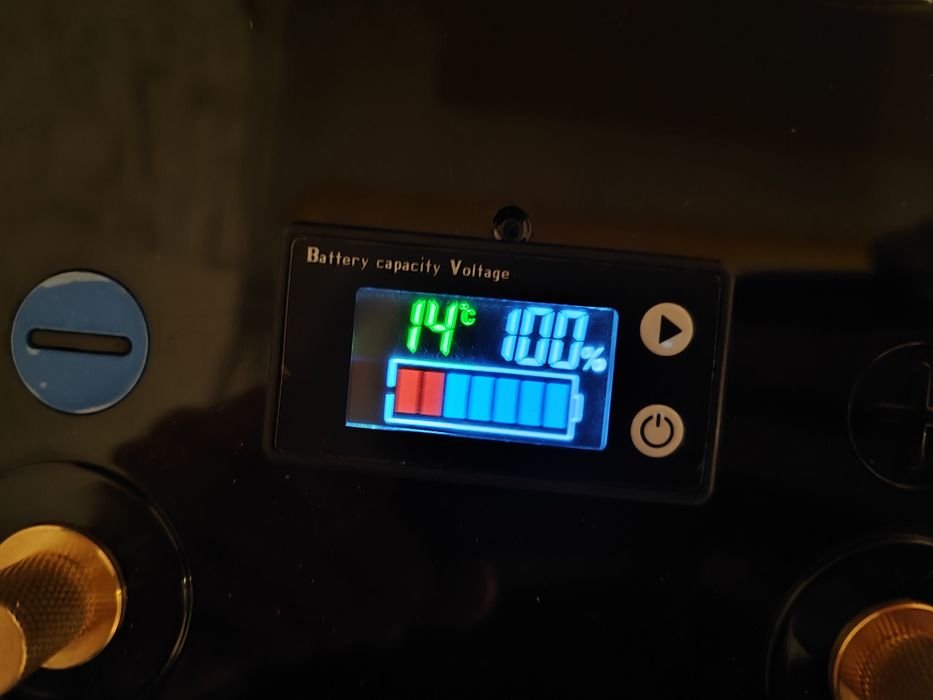 Akumulator LiFePo4 300ah 12V ładowarka BMS magazyn kamper off-grid