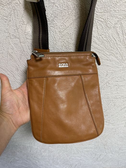 Кожаная сумка hugo boss оригинал