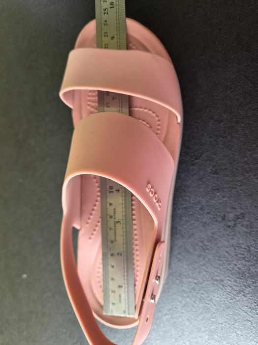 Босоніжки сандалі Crocs Brooklyn Low Wedge оригінал крокси