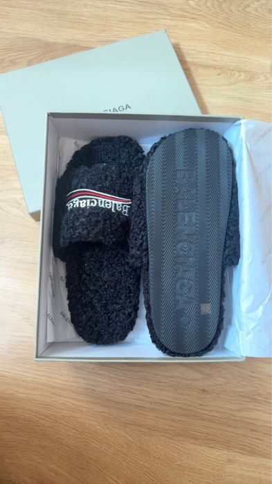 Kapcie balenciaga