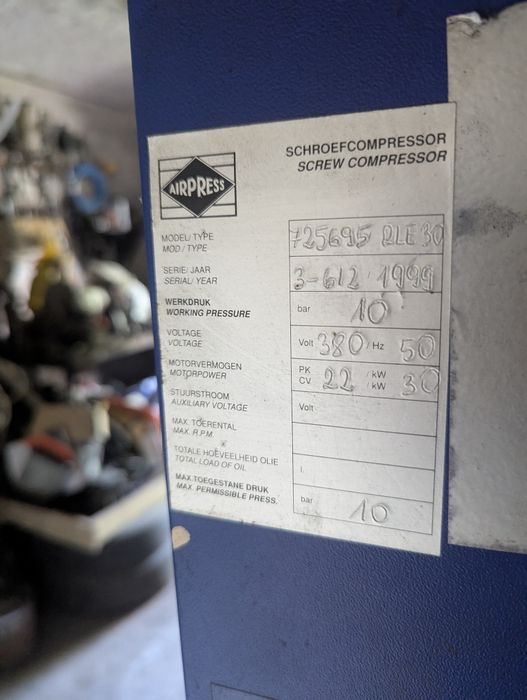 AIRPRESS 10Bar 30kW Kompresor model: 725695 RLE30 przebieg: 11194h