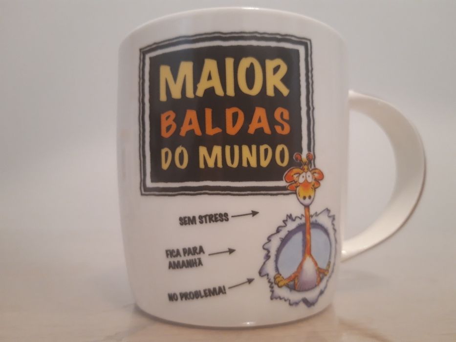 Two Mugs – The World's Largest423106962062069761