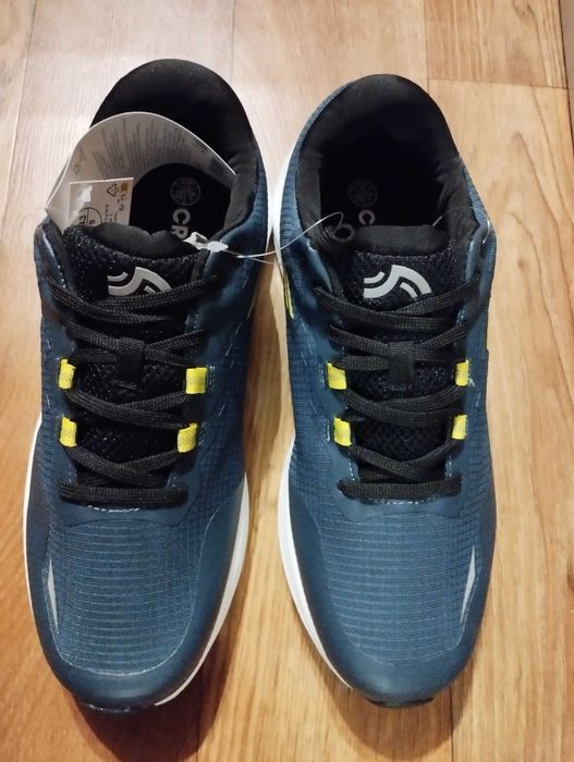 Мужские водонепроницаемые кроссовки