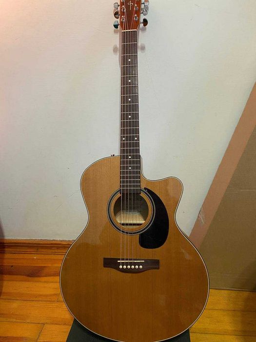 Simon & Patrick  (Made In Canada) електроакустична гітара