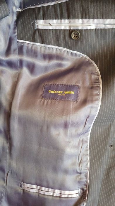 Продам костюм