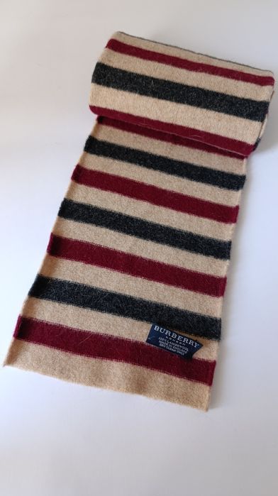 Оригинальный шерстяной шарф burberry